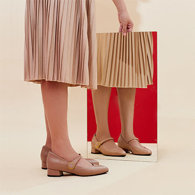 FASHION HACKS TO LOOK TALL IN FLATS