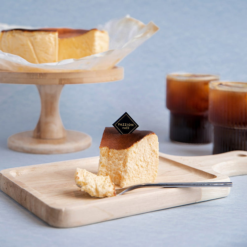 ONE FOR THE CHEESECAKE LOVERS